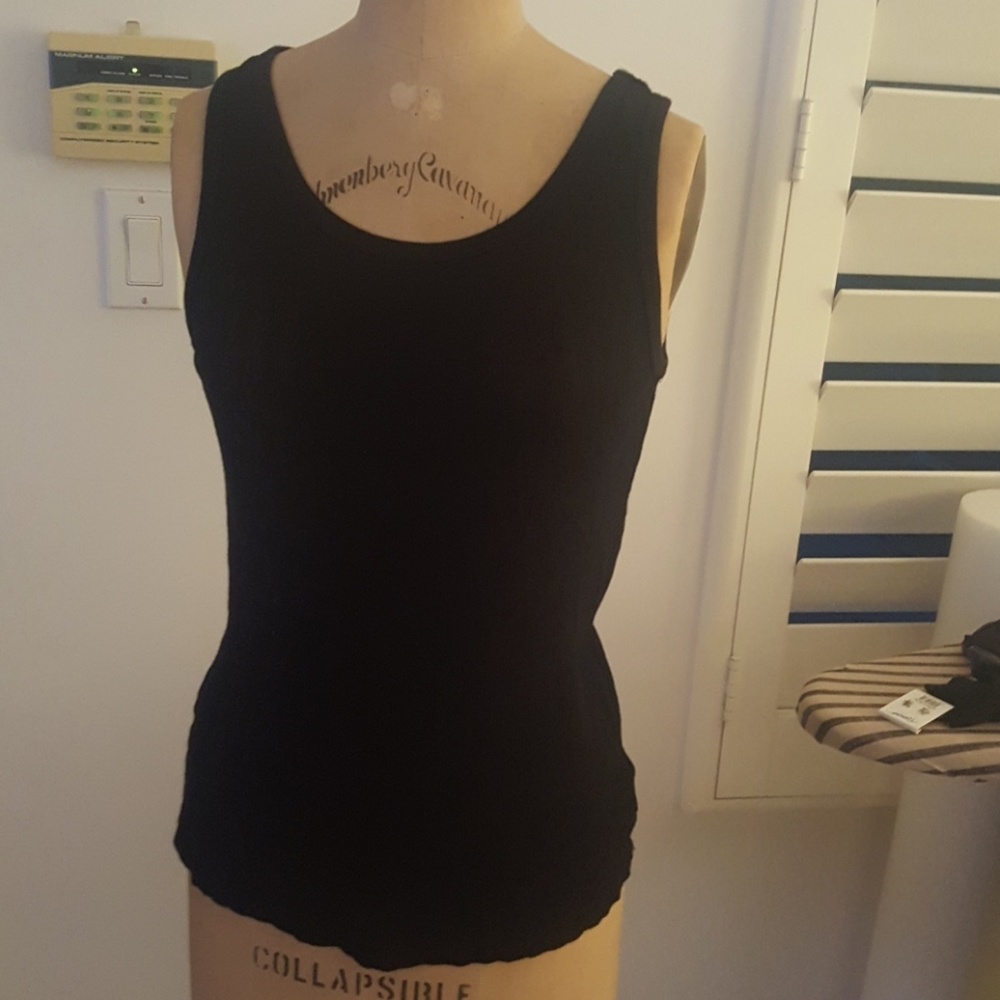 black tank top